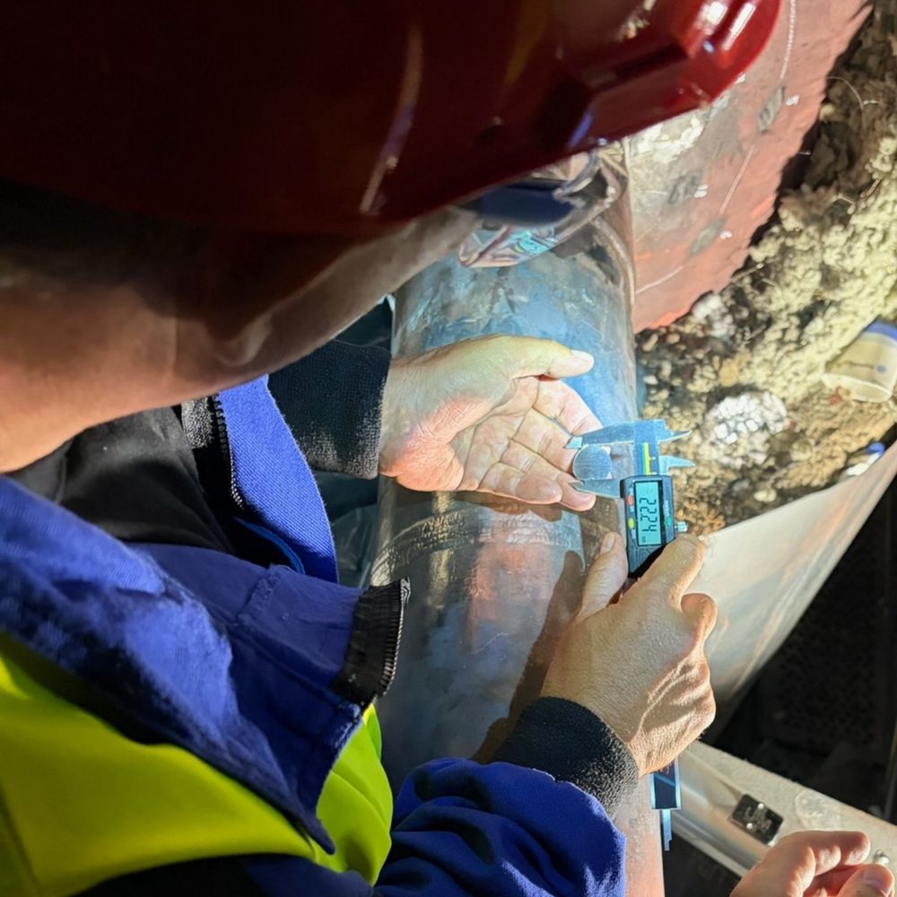 The sample is measured on the spot